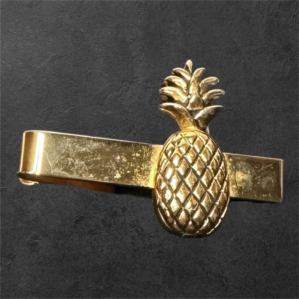 Vintage Pineapple Tie Clip Gold Tone Figural Tie‎ Bar Preppy Tropical